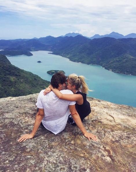 Kaka a divortat dupa 10 ani de femeia pentru care a asteptat pana dupa nunta! Cum arata noua sa iubita, mai tanara cu 11 ani - 7