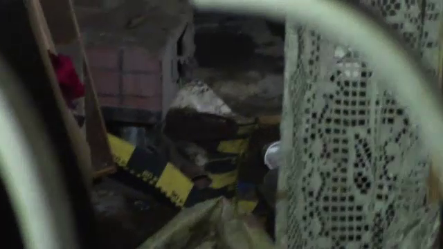 O femeie de 70 de ani a murit, dupa ce a incercat sa porneasca o centrala termica improvizata. Un vecin a auzit explozia