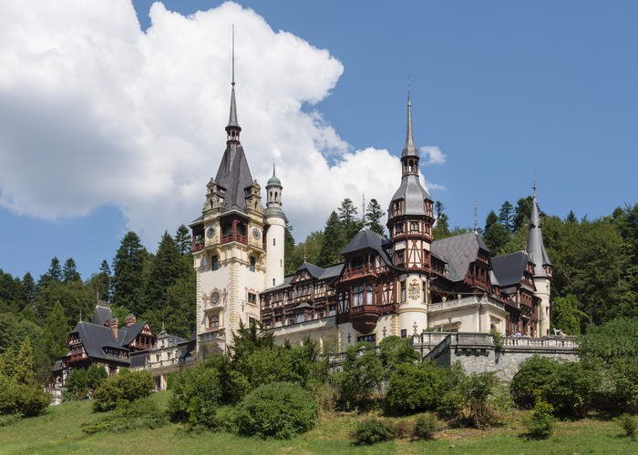 Cele mai frumoase 10 castele din lume. Un castel din Romania, inclus in top