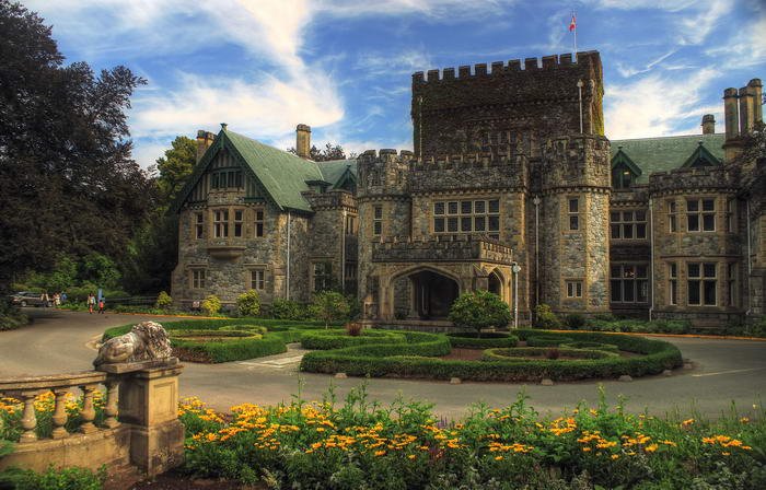 Cele mai frumoase 10 castele din lume. Un castel din Romania, inclus in top
