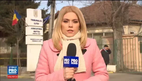 Ceea ce parea un accident a ajuns o crima. Ce au gasit politistii in telefonul femeii care a intrat cu masina intr-un TIR