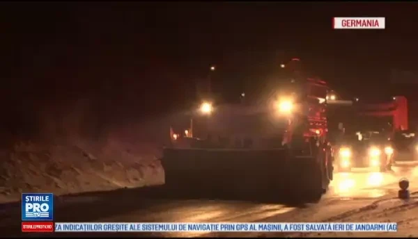 Traficul din Europa, paralizat de ninsorile abundente. Un sofer roman a murit in Polonia, dupa ce a ajuns cu TIR-ul in sant