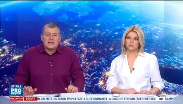 O insula s-a umplut cu mii de oua colorate din plastic, spre bucuria copiilor. Cum au ajuns jucariile pe plaja