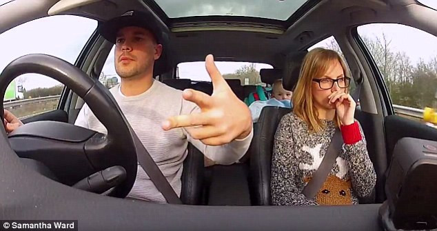 O cerere in casatorie atipica. Un barbat a fost la un pas de-a se certa cu iubita cu cateva minute inainte de logodna. VIDEO