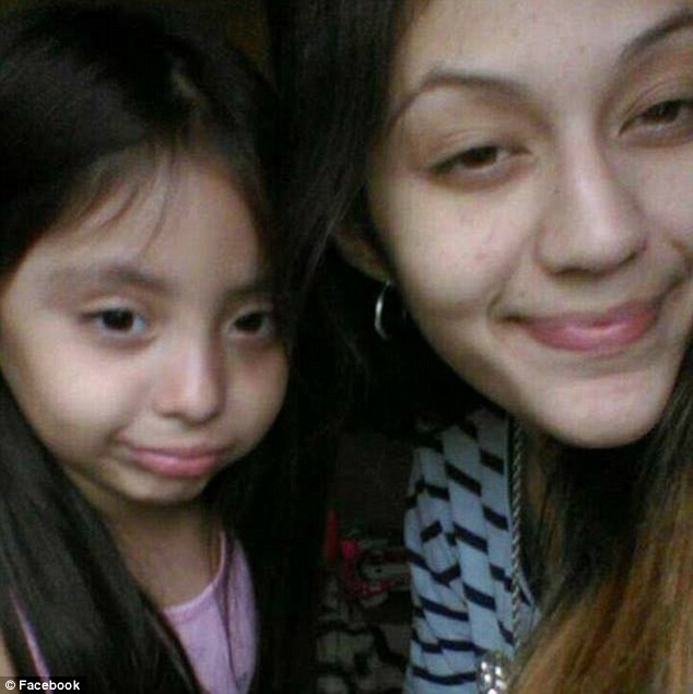 Gestul inexplicabil al unei mame din Texas. Ce a facut femeia imediat dupa ce s-a fotografiat cu fiica ei de 5 ani