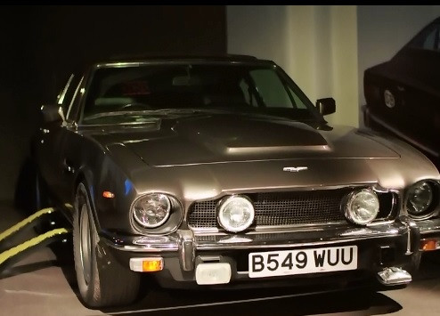Cu cat a fost vandut ultimul model Aston Martin, bolidul folosit de James Bond in pelicula "Spectre"