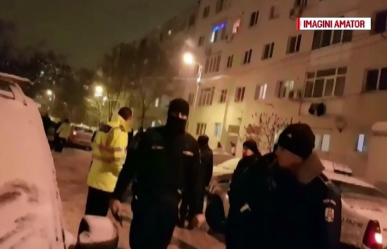 S-au tras focuri de arma duminica seara in Ploiesti. Un scandal intre vecini s-a incheiat cu interventia politiei