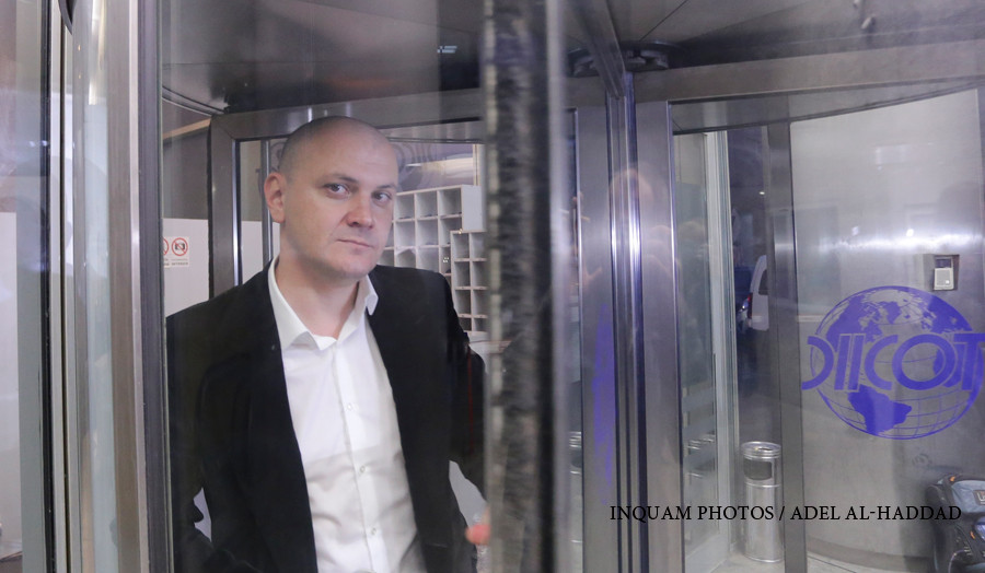 Sebastian Ghita nu scapa de mandatul de arestare si va pierde si cautiunea de 13 mil. euro. Familia NU l-a dat disparut