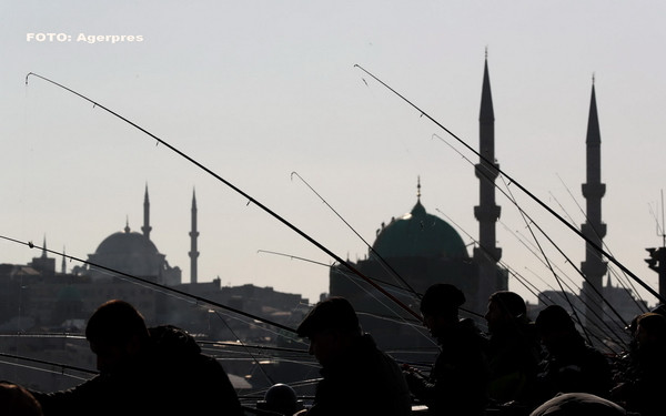 Economia Turciei este in plina cadere, dupa tentativa de puci din 2015. Lira turceasca a atins un nou minim istoric