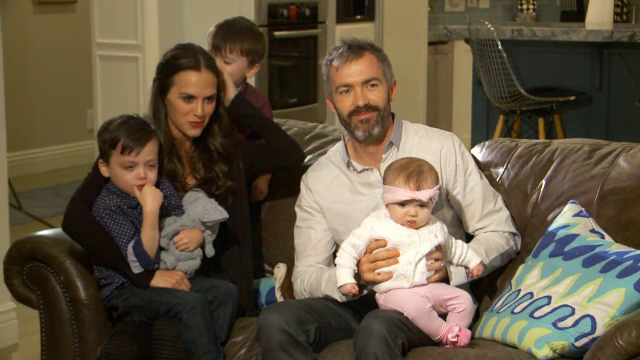 1.500 de dolari pe luna pentru a face inconjurul lumii timp de un an. Cum suna anuntul pentru bona al unui cuplu de americani