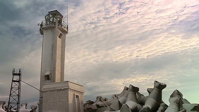 Datorita temperaturilor extreme, in Constanta s-a format un peisaj feeric. Ce puteti admira la malul marii