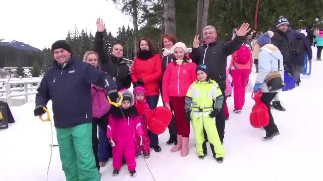 Vreme perfecta pentru zecile de mii de turisti de la munte. Care sunt acum noile preturi, dupa ce au scazut cu 30%