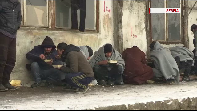 2.000 de migranti sunt blocati in Serbia, fara adapost, in toiul iernii. "Nu va spun cum se doarme aici"