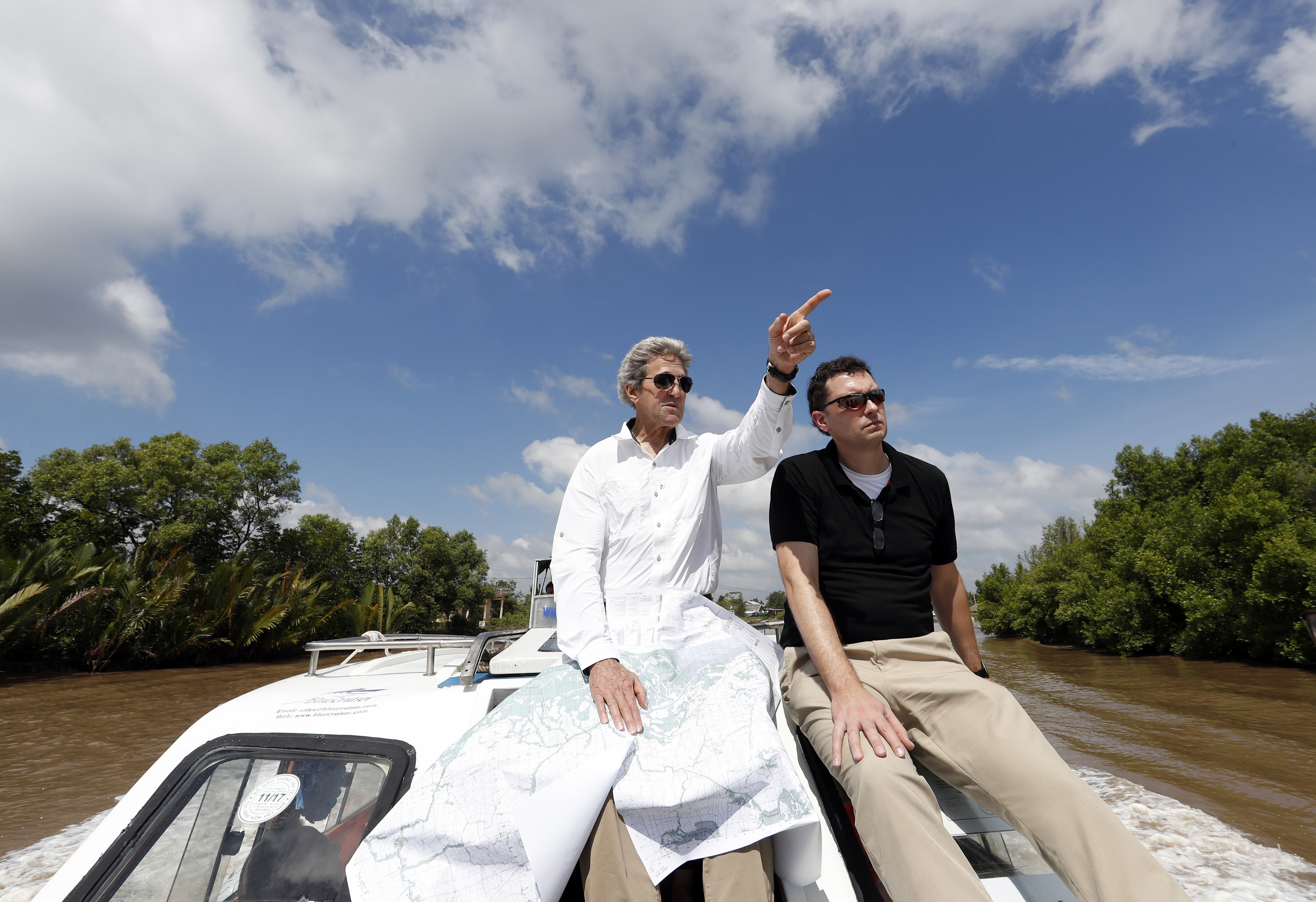 John Kerry in Vietnam - Agerpres