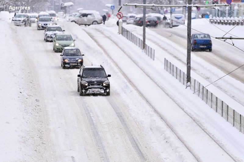 Ninsori si ger in Bucuresti si in judetele din sudul si sud-estul tarii, de duminica noapte. Prognoza meteo pana marti