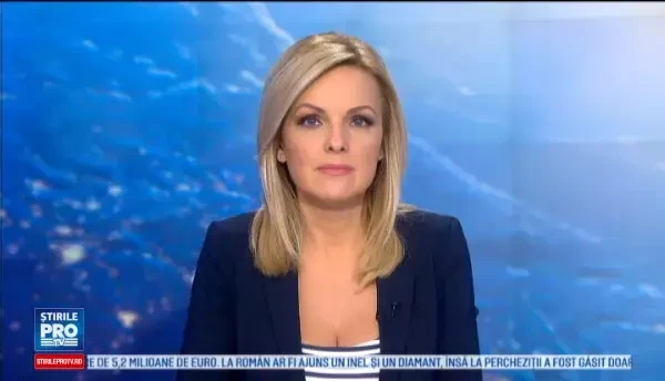 O femeie a intrat intentionat cu masina in vitrina cu telefoane a unui magazin. Ce a impins-o la acest gest