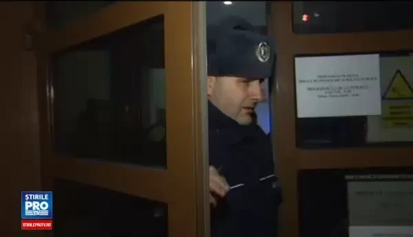 Romanul care ar fi furat diamante de peste 5 milioane de euro in Franta a fost arestat. Avocat: A fost un simplu postas