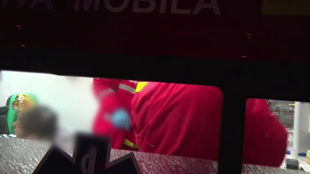 A aprins lumina in bucatarie, iar butelia a explodat. Un barbat de 39 de ani din Arges a ajuns la spital cu arsuri grave