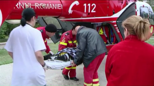 Decizie radicala. Pedeapsa primita de femeia care s-a aruncat cu fiul ei in fata trenului. Copilul are picioarele amputate