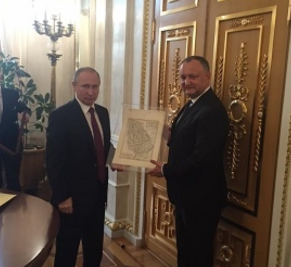 Cadoul primit de pro-rusul Igor Dodon de la Vladimir Putin: "Jumatate din teritoriul actual al Romaniei este moldovenesc"