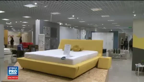 Romanii au cumparat in 2016 mobila de peste 1 mld de euro. Care sunt cele mai cautate obiecte in functie de sezon