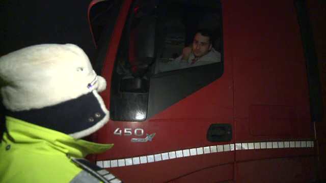 Autostrada Soarelui, partial redeschisa. Politistii au pazit toata noaptea soseaua, soferii au cautat fara succes alternative