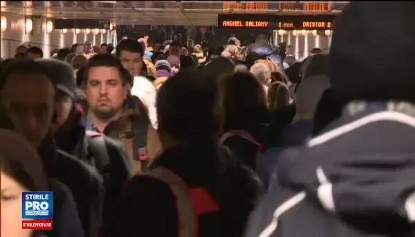 Metroul bucurestean nu mai face fata numarului foarte mare de calatori. Metrorex anunta ca va restrictiona accesul in galerii