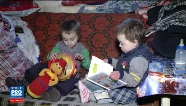 Au fost abandonati de mama si sunt crescuti de bunica ce nu are niciun venit: Copiii astia cresc din necaz