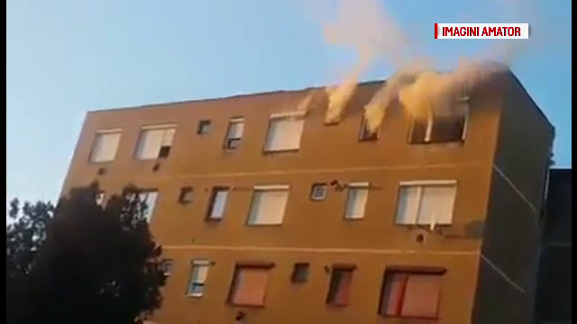 O batrana din Carei a murit incercand sa scape din apartamentul in flacari. De la ce a pornit incendiul