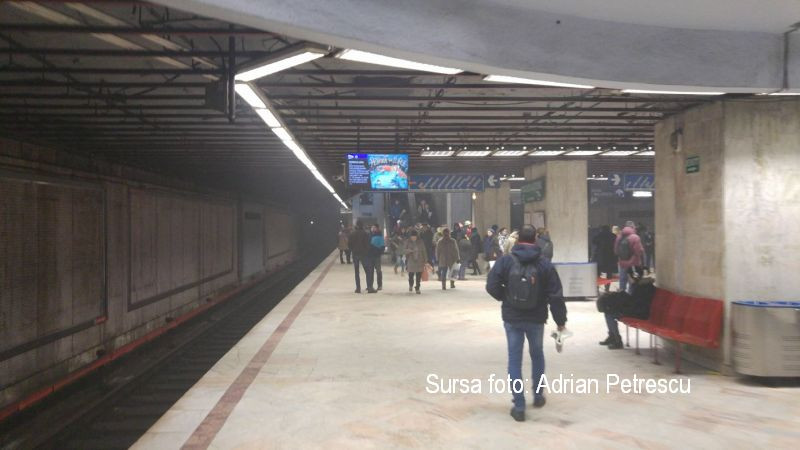 Circulatia metroului, reluata dupa o alarma de incendiu la statia Tineretului, din Capitala