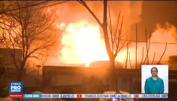 INCENDIU IN CLUBUL BAMBOO. PLAN ROSU de interventie: cladirea s-a prabusit