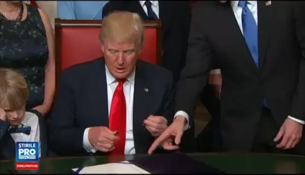 Primul ordin semnat de Donald Trump in primele ore ca presedinte al SUA. America va fi pe primul loc
