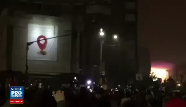 Bucurestenii protesteaza fata de legea gratierii