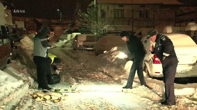 Barbat descoperit mort in locuinta sa din judetul Constanta. Omul ar fi fost snopit in bataie si lasat sa moara