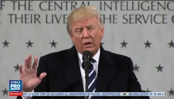 Donald Trump anunta renegocierea NAFTA. Echipa sa continua razboiul cu presa: