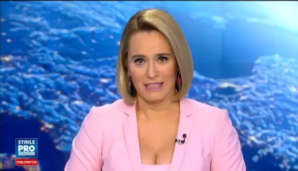 Botez cu acrobatii. Modul in care Patriarhul Georgiei a botezat mai multi copii a fost catalogat drept un abuz