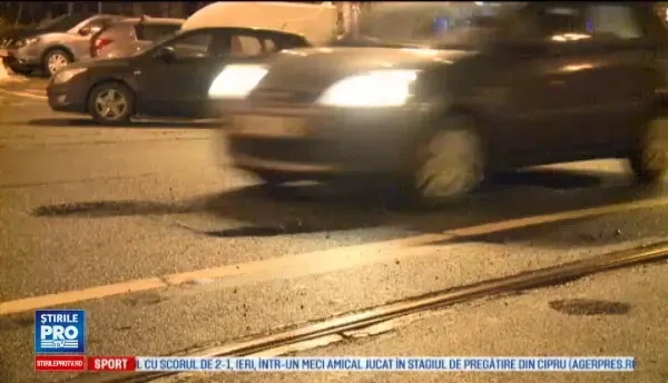Capcanele din trafic care au aparut dupa topirea zapezii, in Bucuresti. Am dat 40 de milioane pe reparatii
