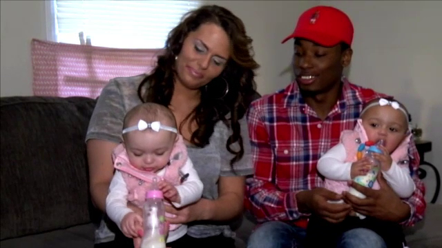 Gemenele de culori diferite au devenit vedete la 9 luni. Cum explica medicii cazul lor rar