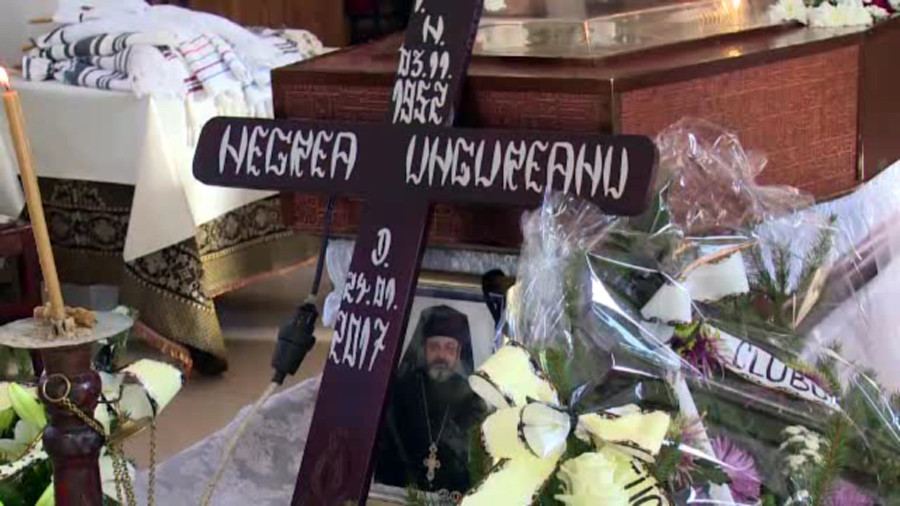 Staretul de la Podul Cosnei care avea grija de 119 copii s-a stins la 65 de ani. "Ne-a fost tata, mama, bunic si frate"