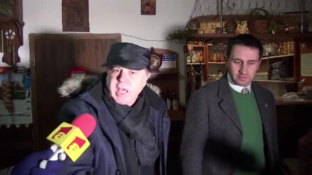 Circul facut de patronul unui restaurant, dupa ce OPC i-a descoperit nereguli grave. "Carnea este a personalului"