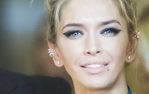 La 34 de ani a fost declarata cea mai frumoasa femeie din Rusia. Pozele provocatoare postate din vacanta in Thailanda