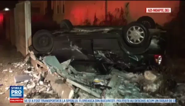 Rasturnare dramatica de situatie pentru un sofer din Cluj. A daramat gardul din beton al unei fabrici