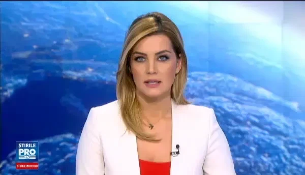 Doi spalatori de geamuri ramasi suspendati la etajul 15 al unui turn din Dallas. Cum a decurs interventia salvatorilor