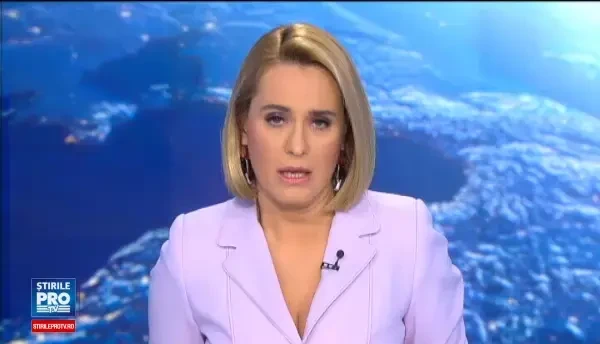 O ambulanta a luat foc in timp ce transporta o femeie la spital, in Vaslui. De la ce au pornit flacarile