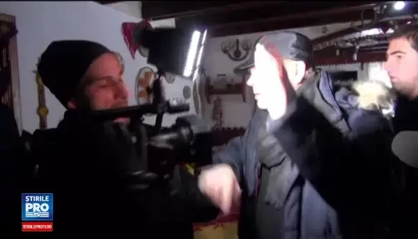 Circul facut de patronul unui restaurant, dupa ce OPC i-a descoperit nereguli grave. Carnea este a personalului