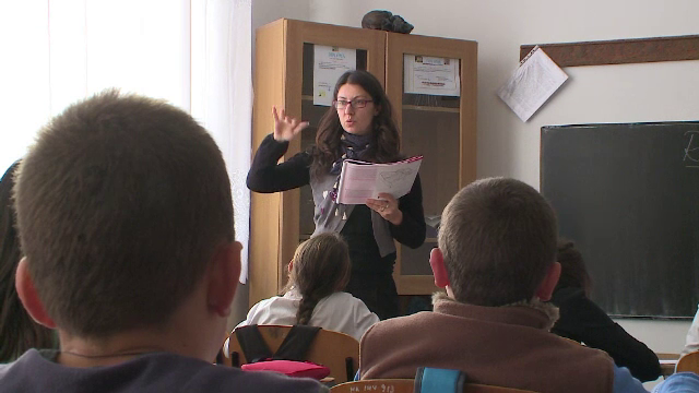 Dupa 5 ani de asteptare am putea avea un cod etic in invatamantul preuniversitar. Meditatiile "prin constrangere", interzise