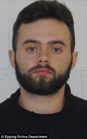 Doi angajati de la Burger King au fost arestati fiindca le vindeau clientilor cannabis. Cum se ascundeau de politie