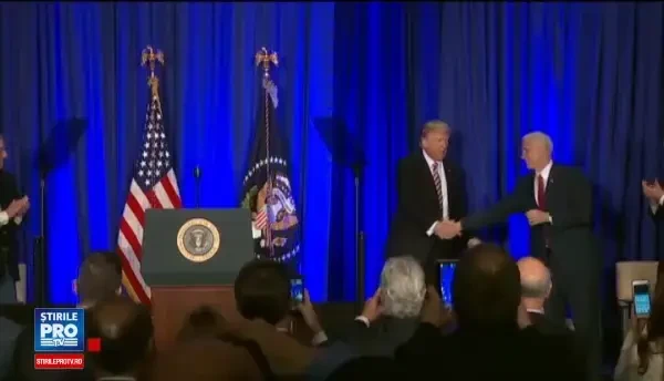 Trump a anuntat cum va fi finantat zidul de la granita cu Mexicul. Presedintele tarii vecine si-a anulat vizita in SUA