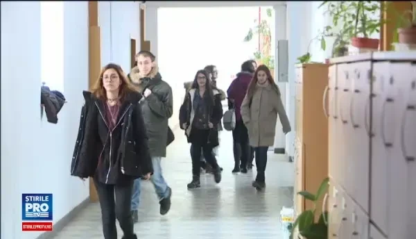 Dupa 5 ani de asteptare am putea avea un cod etic in invatamantul preuniversitar. Meditatiile prin constrangere, interzise