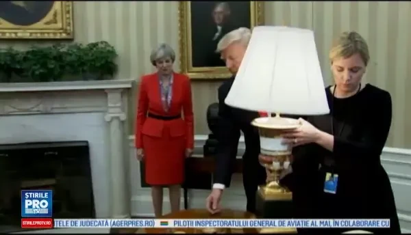 Premierul britanic a mers la Casa Alba pentru a afla daca NATO are viitor. Trump: Sper sa am o relatie fantastica cu Putin